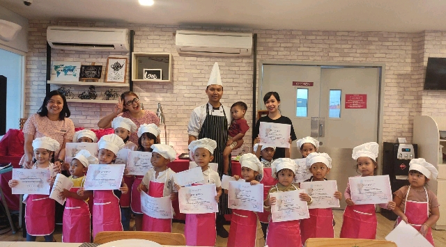 Cake Decoration, Selebrasi Hari Anak Dunia di favehotel Malang