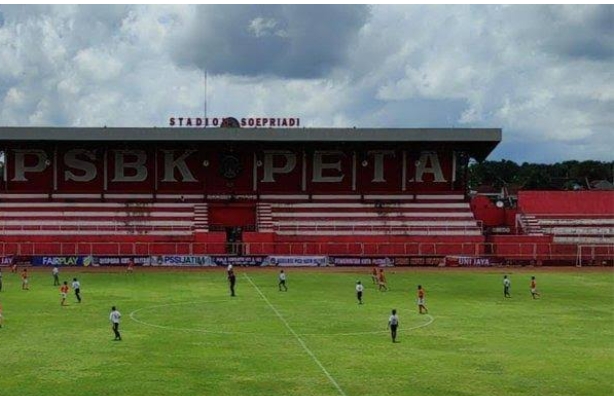 Stadion Soepriadi Blitar Opsi Home Base Arema FC Liga 1 2024/2025