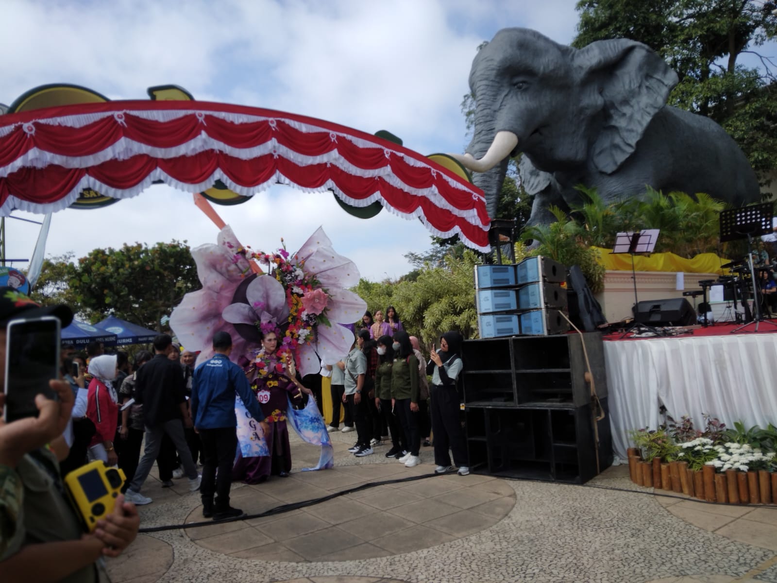 Budaya Nusantara Menjadi Tema Besar Peringatan HUT ke 79 RI di Jatim Park Group