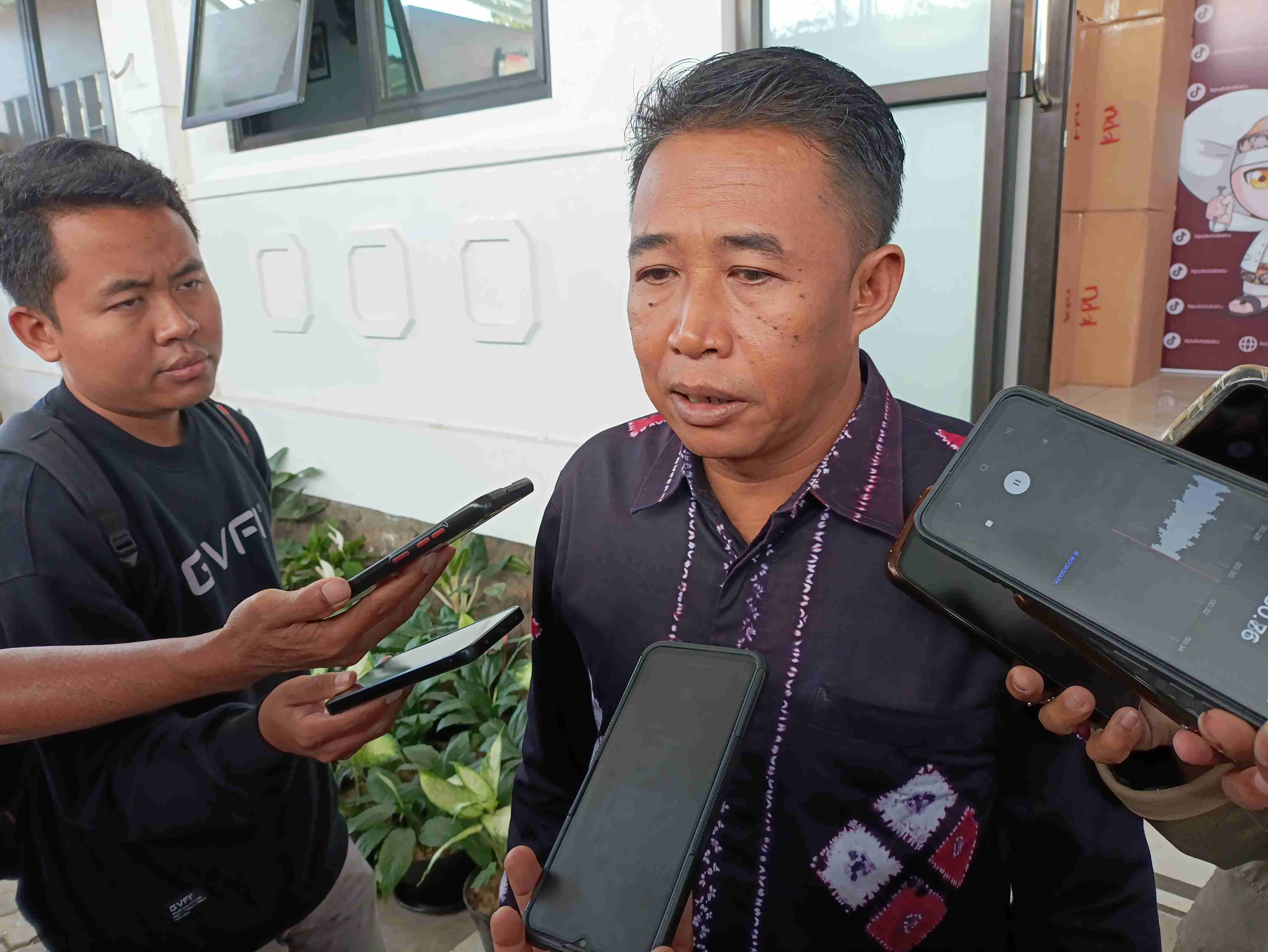 Delapan Hari Menuju Pendaftaran Pilkada 2024, KPU Batu Imbau Kontestan Penuhi Verifikasi