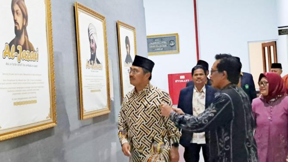 Ketika Mantan Ketua MK Anjangsana ke UIN Maliki Malang