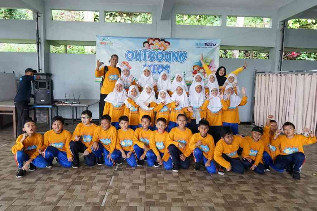 Out Bond Akbar MI Khadijah Malang di Kota Batu, Sarat Nilai Kebersamaan
