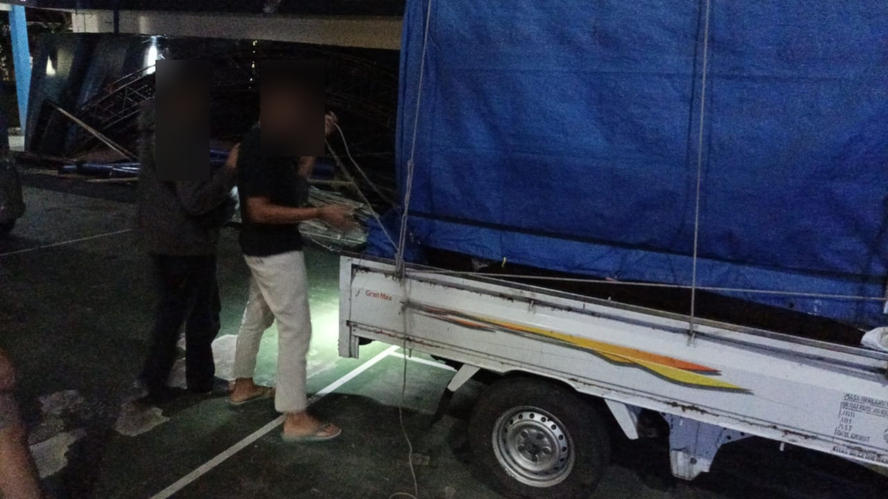 Saat Warga Terlelap, Bea Cukai Malang Sikat Ratusan Ribu Rokok Ilegal