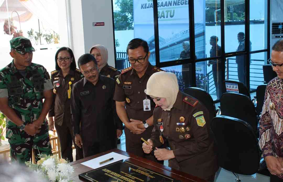 Gedung Kejari Batu Diresmikan, Harapan Baru Disemaikan