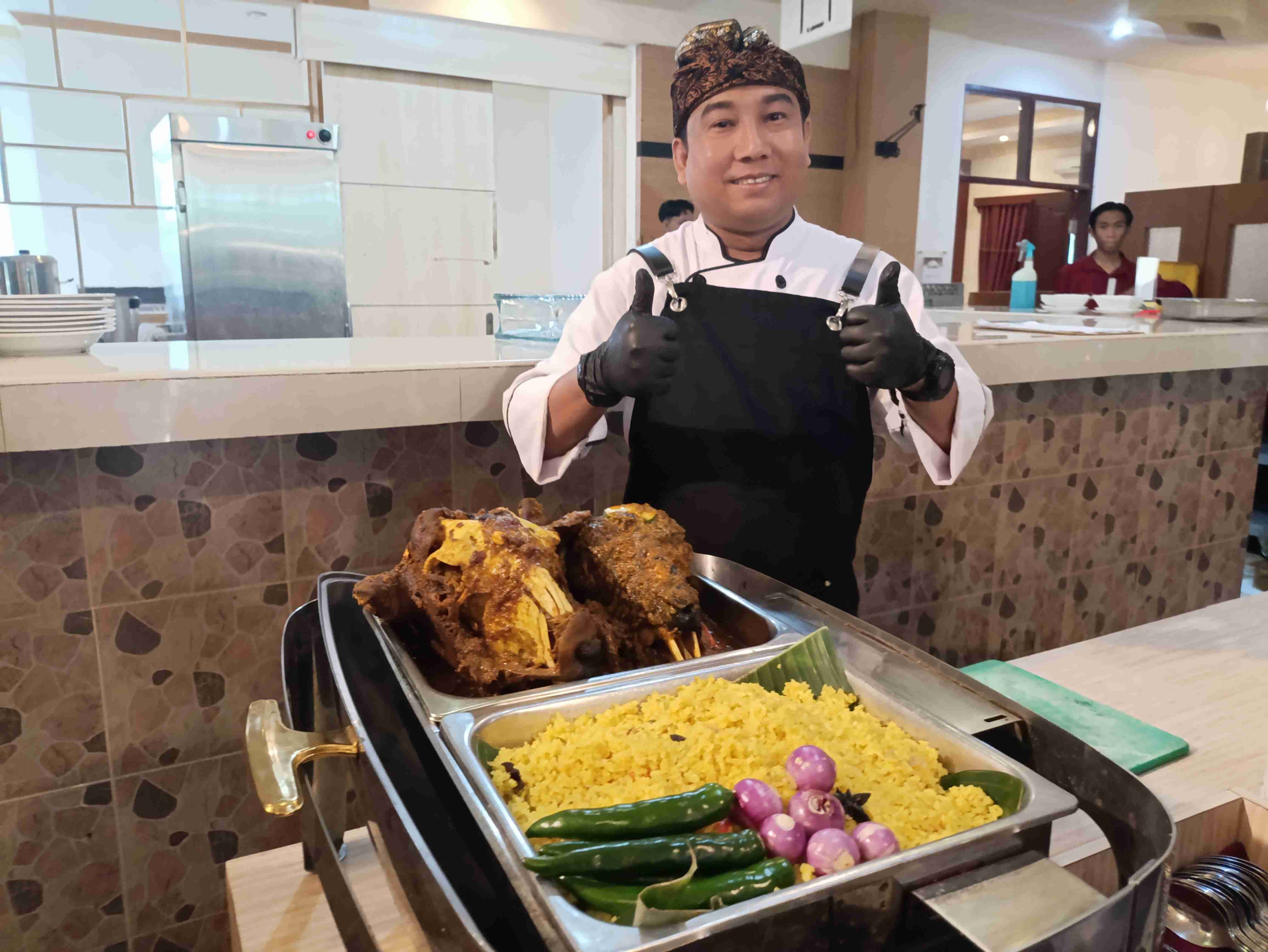 Kolaborasi Masakan Nusantara dan Arabian Food pada Iftar Ramadan Hotel Zam-zam Kota Batu