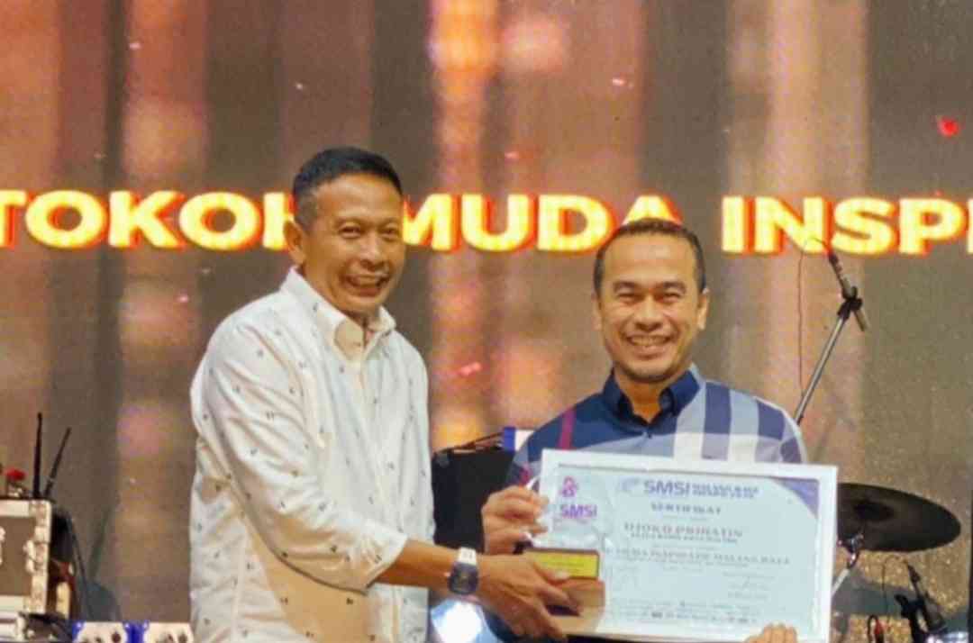 Djoko Prihatin Dinobatkan Sebagai Tokoh Muda Inspiratif di SMSI Award 2025