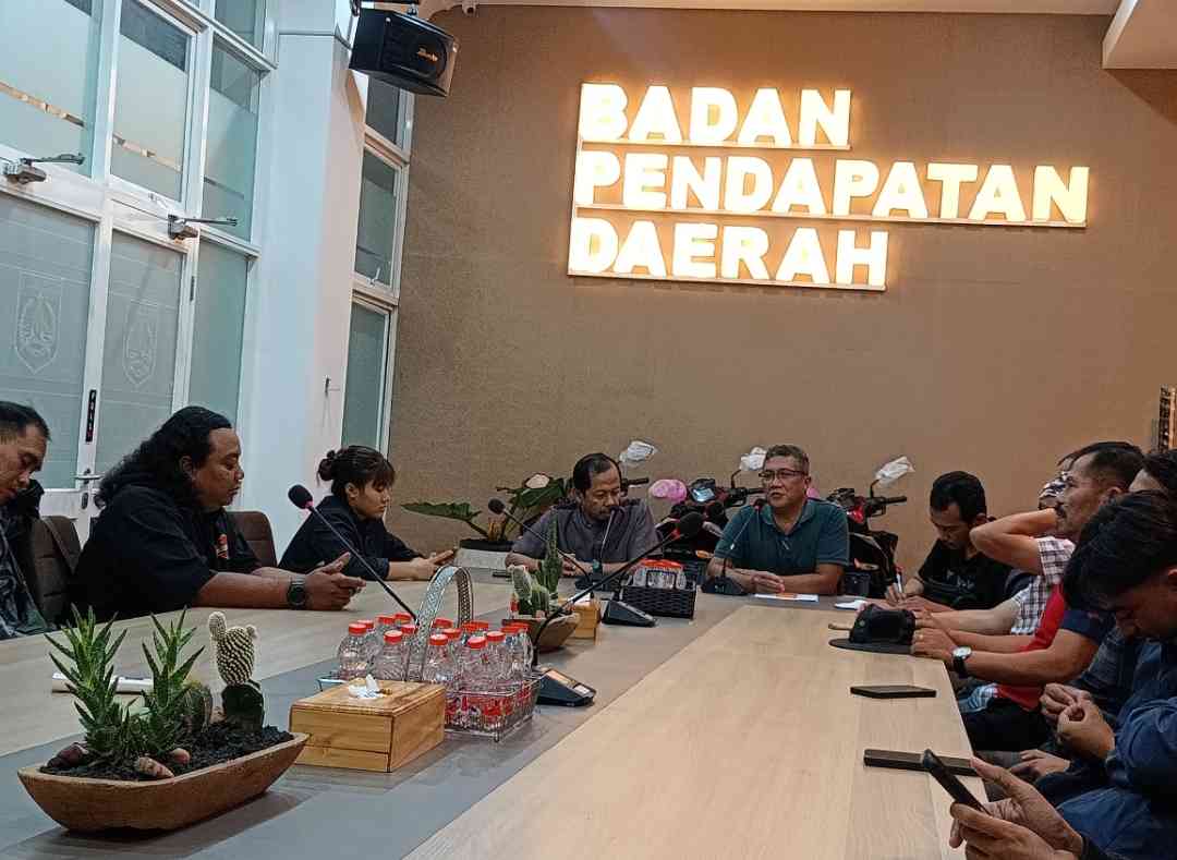 Panitia Turnamen Badminton Wali Kota Batu Open 2025 Coreng Wajah Cak Nur