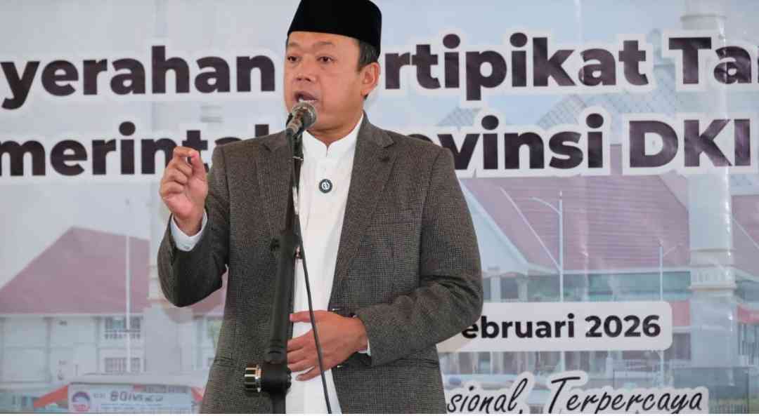 Kementerian ATR/BPN serahkan 3.922 sertipikat tanah aset Pemerintah Provinsi DKI Jakarta kepada Gubernur Pramono Anung, di Masjid Raya KH Hasyim Asy'ari, Jumat (13/02/2026). (ADV)