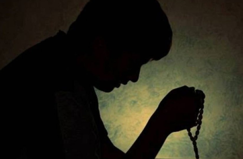Keutamaan Puasa Ramadhan Hari ke-10: Momentum Rahmat Allah dan Terkabulnya Doa Umat Islam