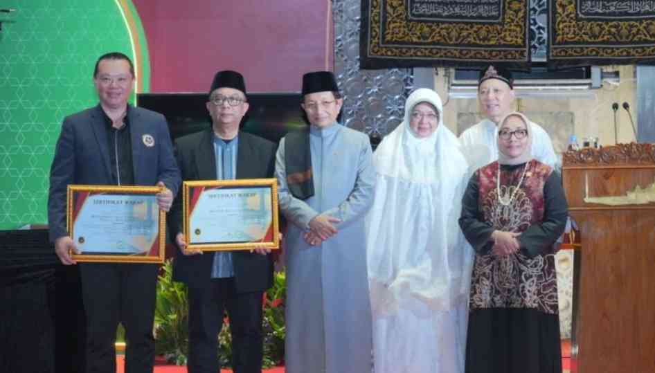 Etnis Tionghoa Terima Afirmasi Wakaf Al-Qur’an di Masjid Istiqlal